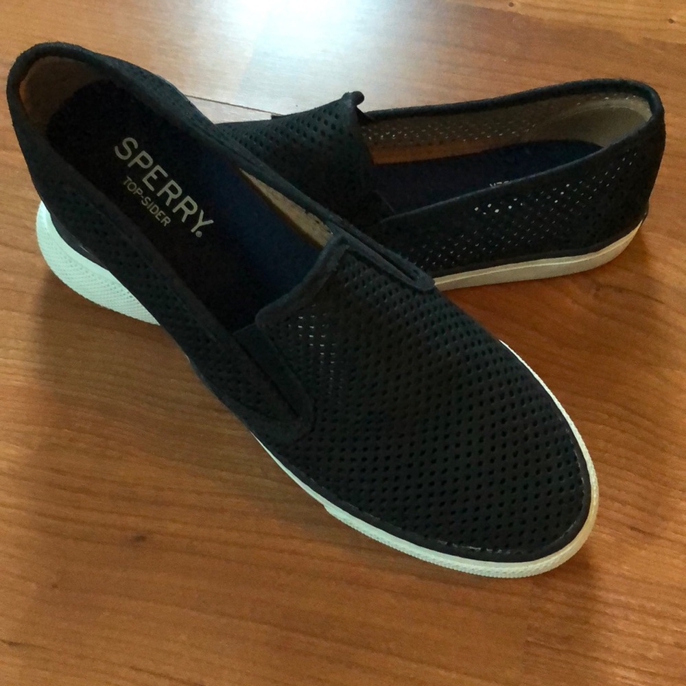 Sperry slip on shoes
